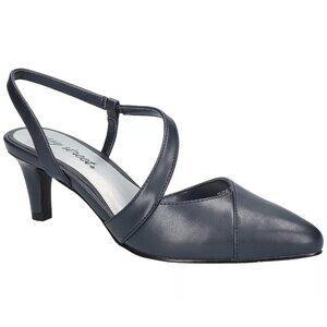 Easy Street Womens Emerald Pumps